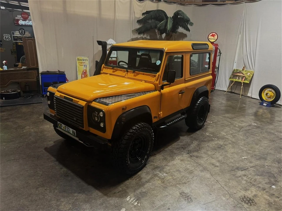 1999 Land Rover Defender - Image 4 of 31