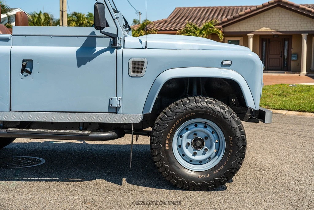 1999 Land Rover Defender 90 - Image 11 of 12
