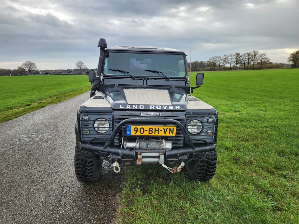 1999 Land Rover Defender 110 - Image 20 of 21