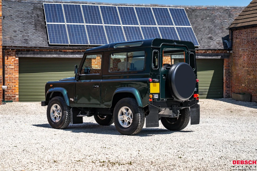 1999 Land Rover Defender - Image 7 of 21