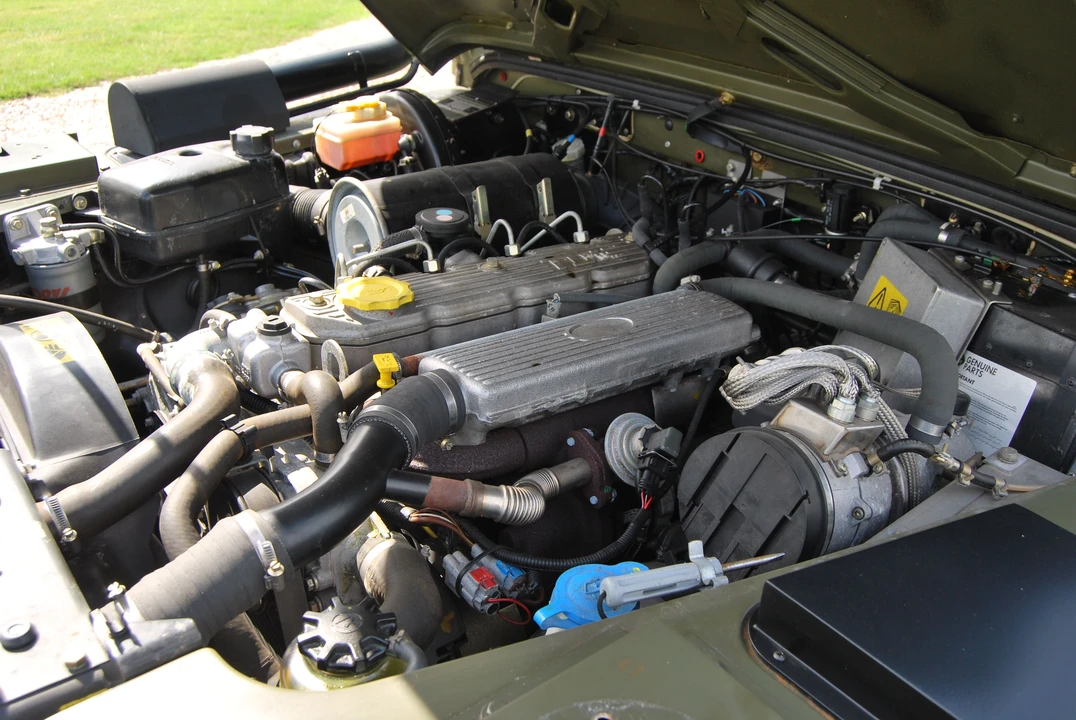 1999 Land Rover Defender 110 - Image 10 of 16