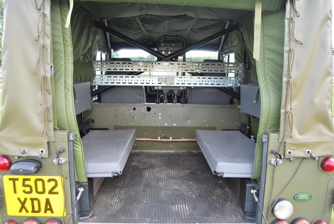 1999 Land Rover Defender 110 - Image 11 of 16
