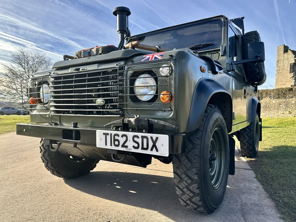 1999 Land Rover Defender - Image 7 of 30