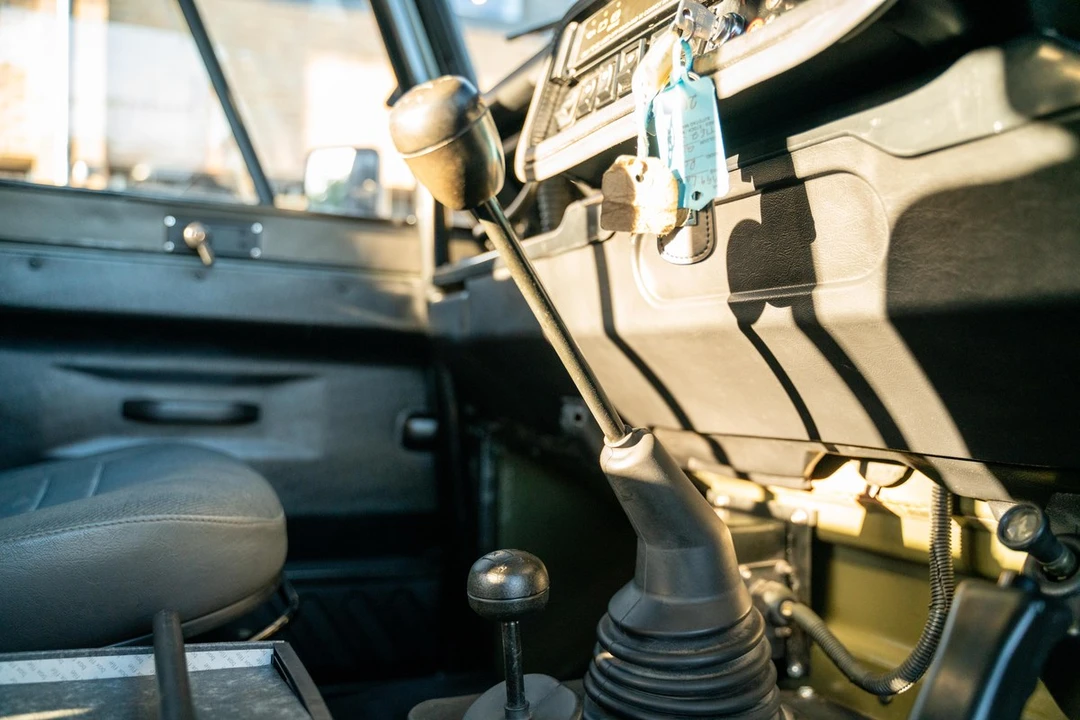 1999 Land Rover Defender - Image 22 of 30