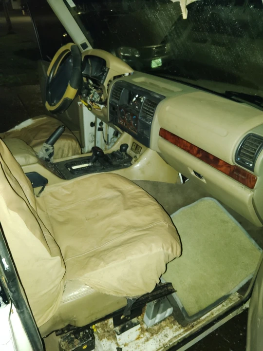 1999 Land Rover Discovery 2nd Gen - Image 5 of 18