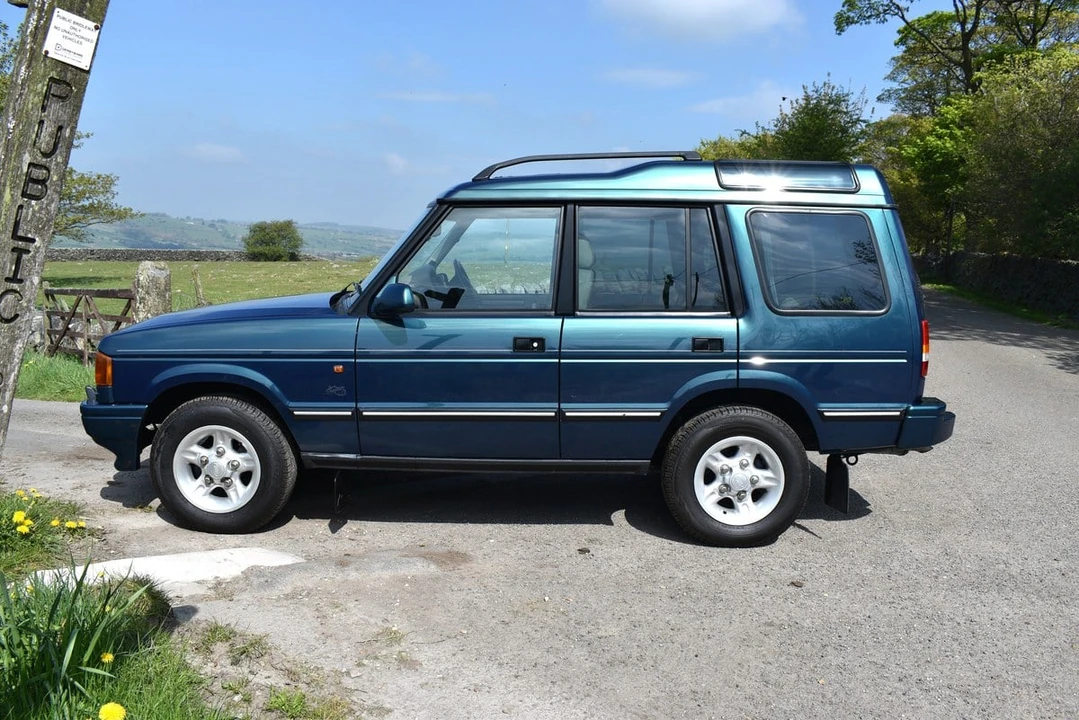 1999 Land Rover Discovery 1st Gen - Image 16 of 30