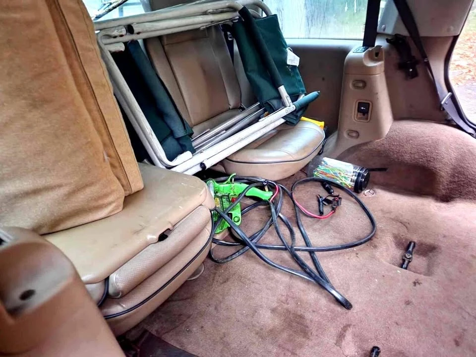 1999 Land Rover Discovery 2nd Gen - Image 9 of 11