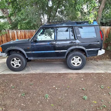 1999 Land Rover Discovery Series II SD Sport Utility 4D