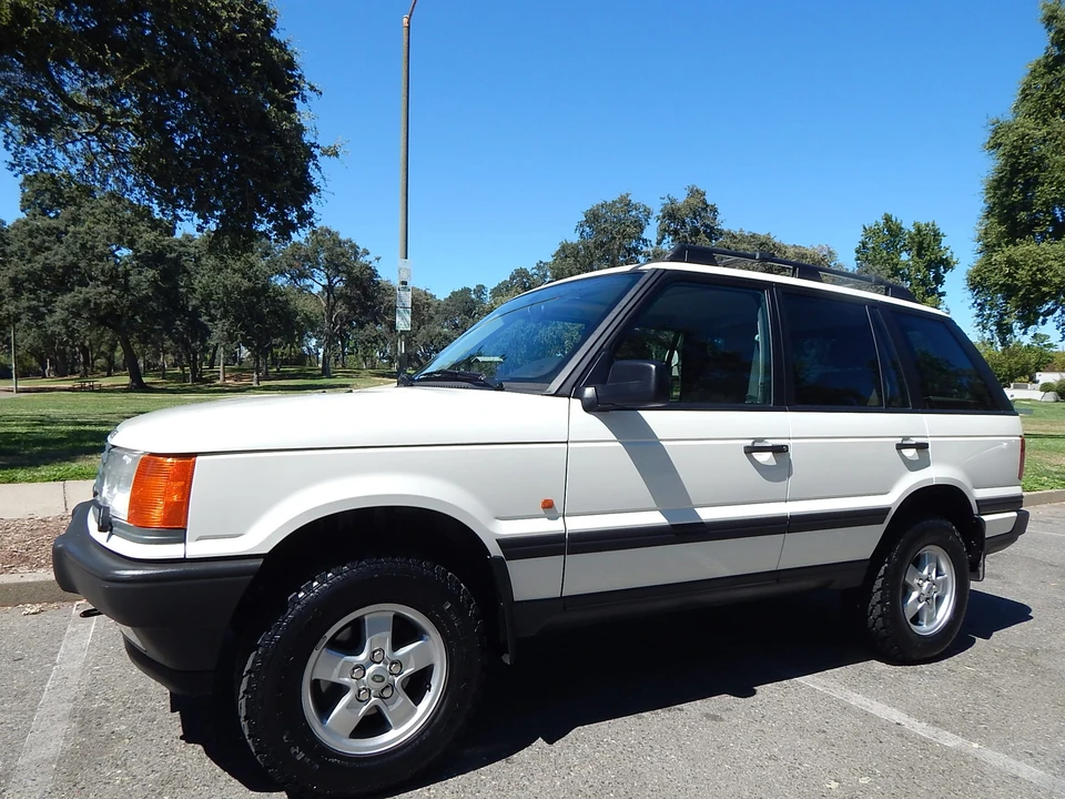 1999 Land Rover Range Rover P38A - Image 2 of 31