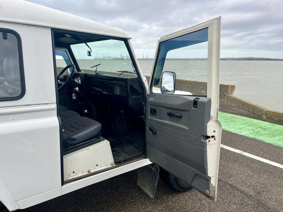 1999 Land Rover Defender 90 - Image 30 of 30