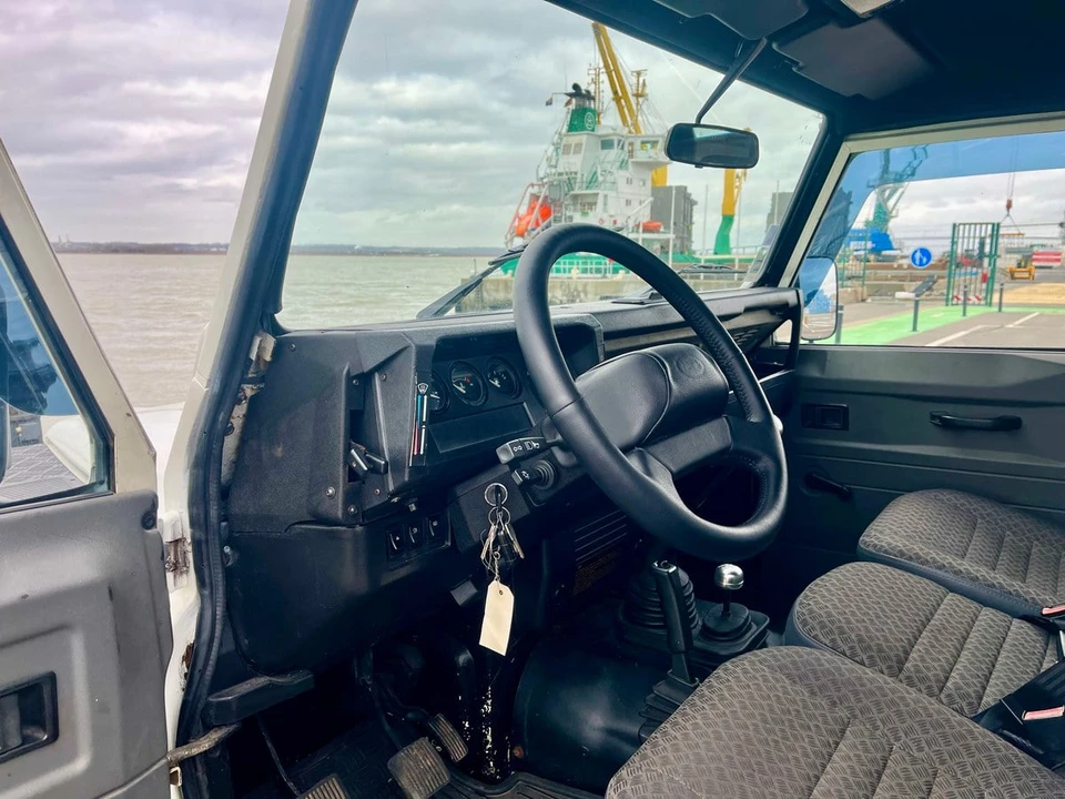 1999 Land Rover Defender 90 - Image 25 of 30