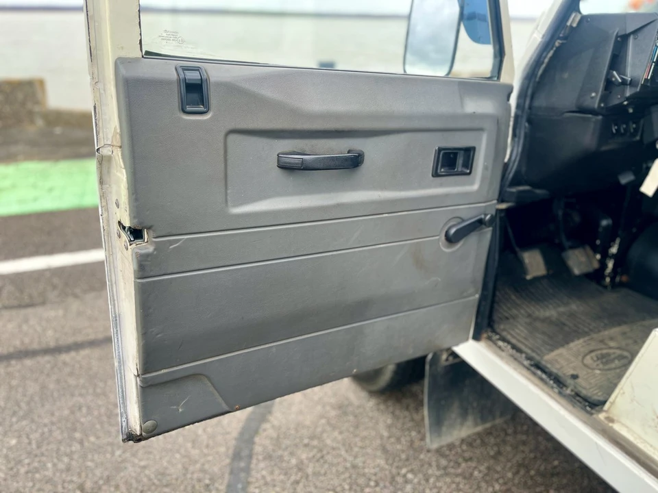 1999 Land Rover Defender 90 - Image 23 of 30