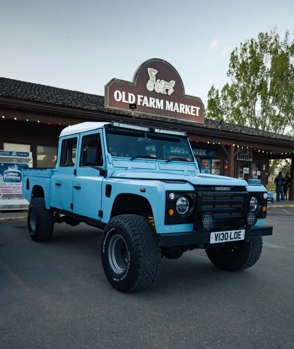 1999 Land Rover Defender 130 - Image 2 of 2