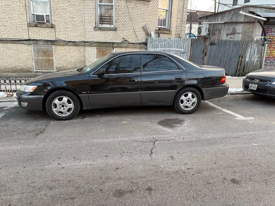 1999 Lexus ES 3rd Gen - Image 3 of 7