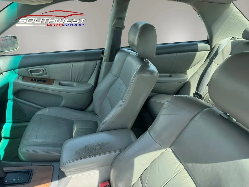 1999 Lexus ES 3rd Gen - Image 10 of 12