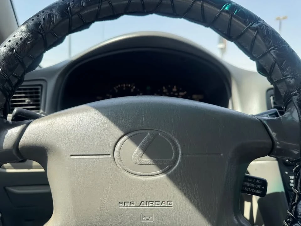 1999 Lexus ES 3rd Gen - Image 12 of 12