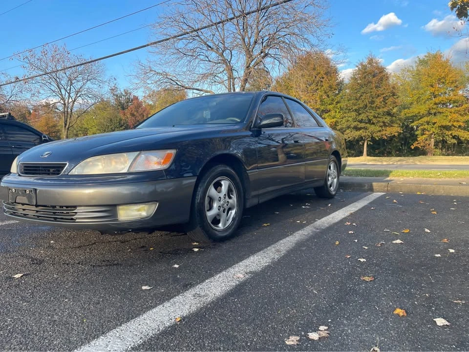 1999 Lexus ES 2nd Gen - Image 5 of 9