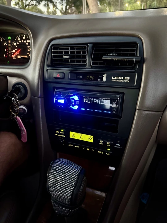 1999 Lexus ES 3rd Gen - Image 11 of 22