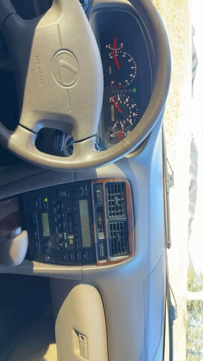 1999 Lexus ES 3rd Gen - Image 6 of 9