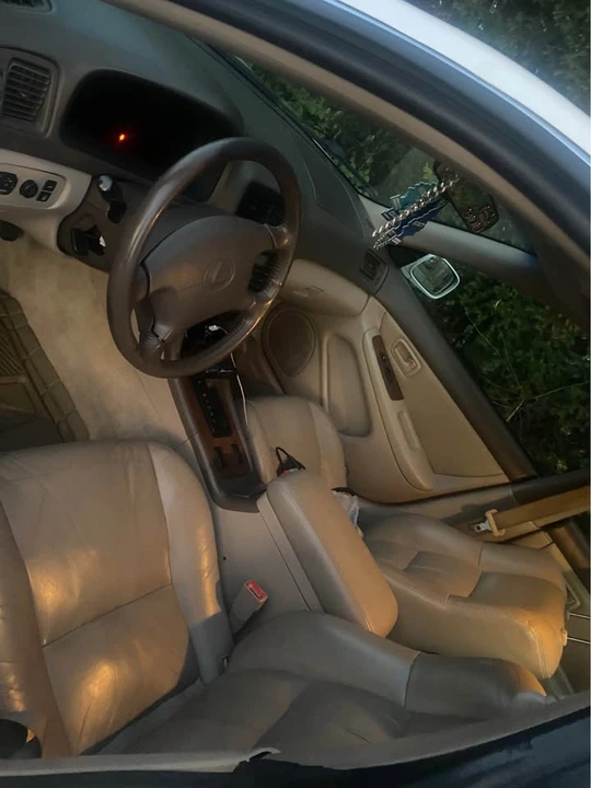 1999 Lexus ES 3rd Gen - Image 4 of 5