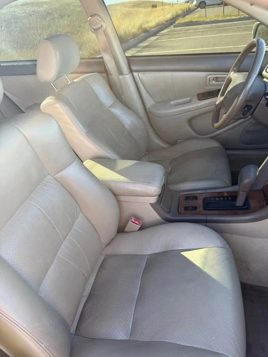 1999 Lexus ES 3rd Gen - Image 5 of 9