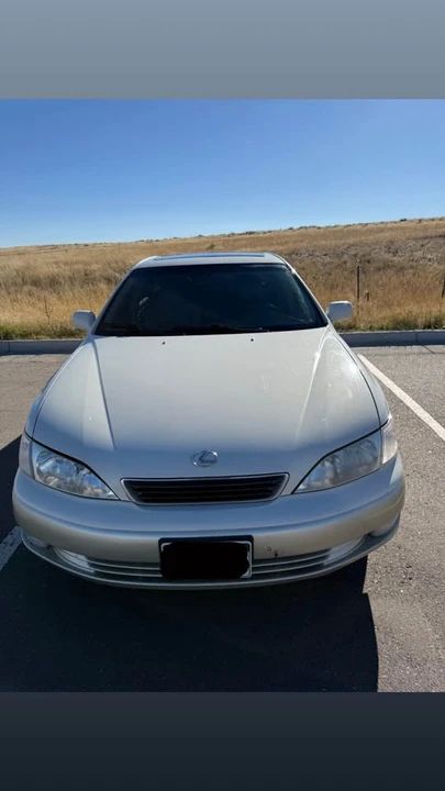 1999 Lexus ES 3rd Gen - Image 4 of 9