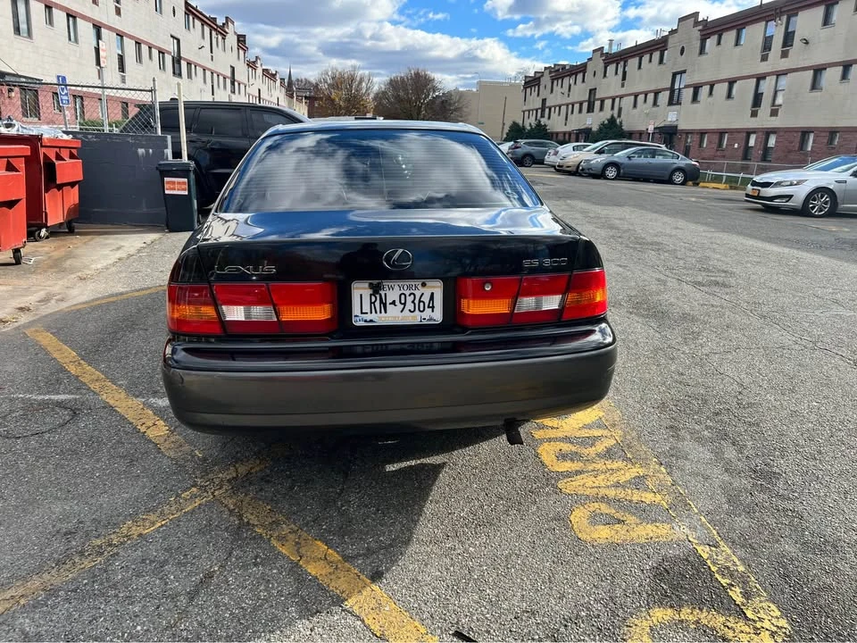 1999 Lexus ES 3rd Gen - Image 3 of 19