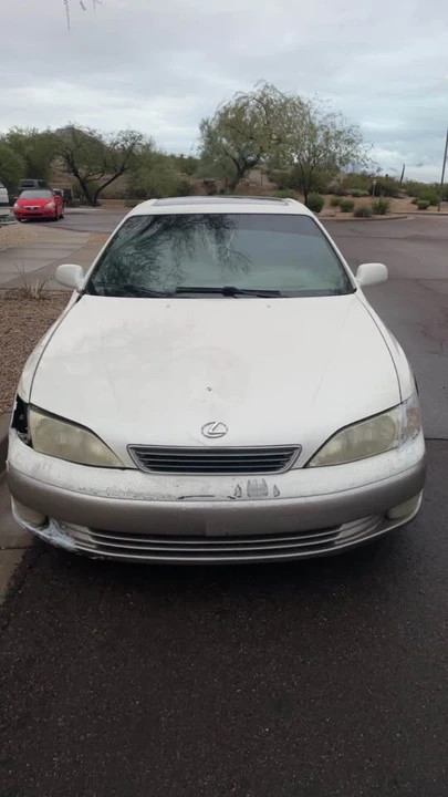 1999 Lexus ES 3rd Gen - Image 2 of 4