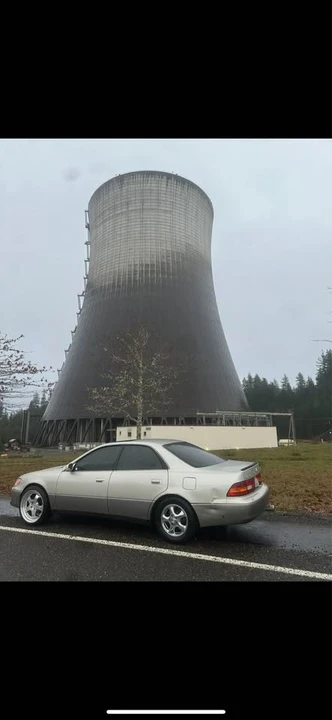 1999 Lexus ES 3rd Gen - Image 4 of 4