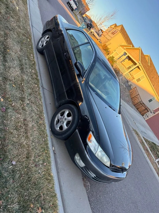 1999 Lexus ES 3rd Gen - Image 2 of 8