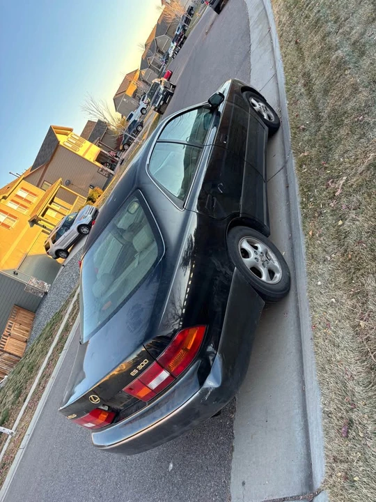 1999 Lexus ES 3rd Gen - Image 3 of 8