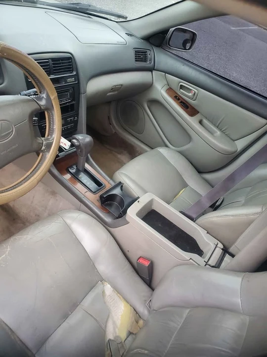 1999 Lexus ES 2nd Gen - Image 3 of 4
