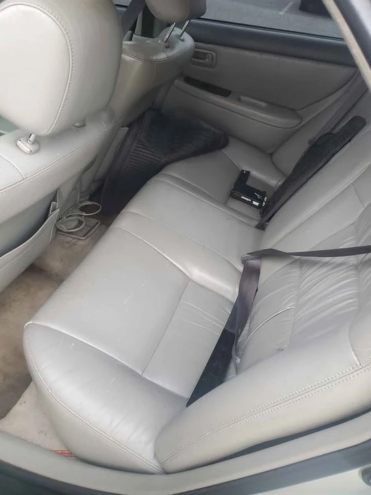 1999 Lexus ES 2nd Gen - Image 4 of 4