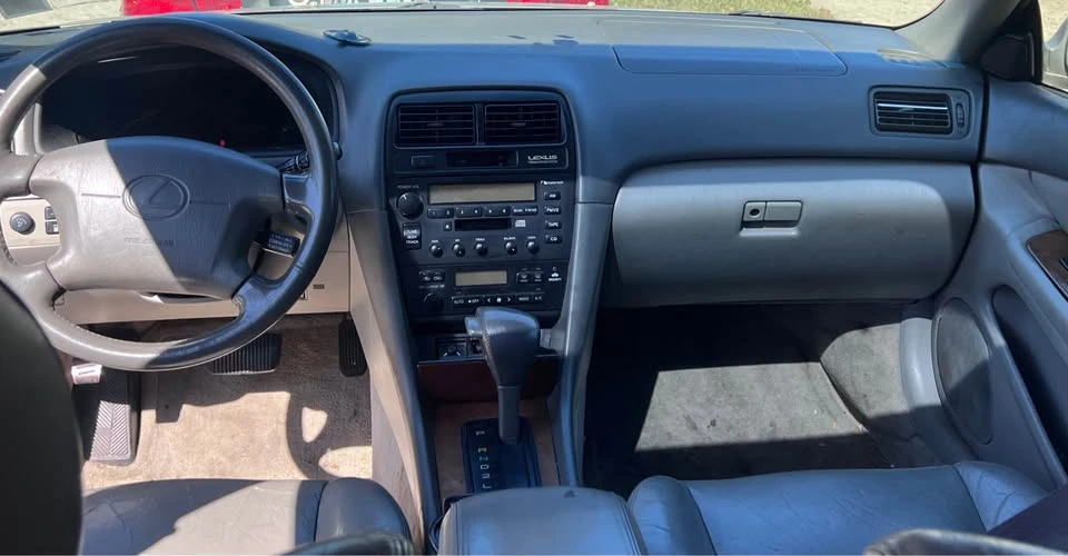 1999 Lexus ES 3rd Gen - Image 5 of 5