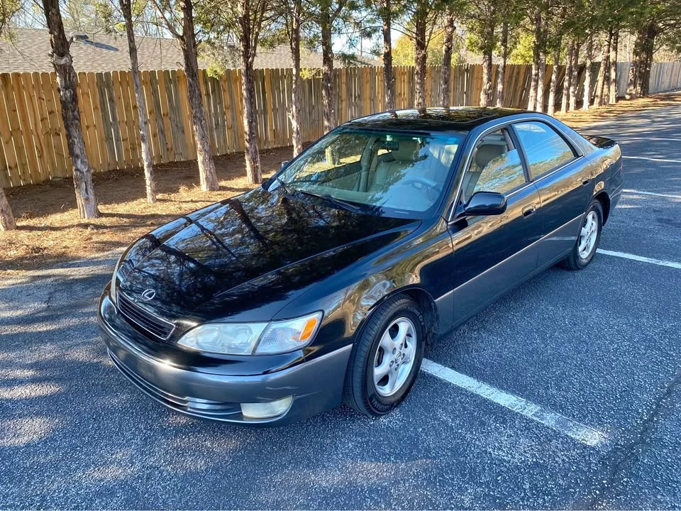 1999 Lexus ES 3rd Gen - Image 2 of 7