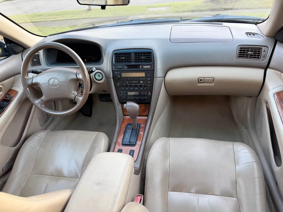 1999 Lexus ES 3rd Gen - Image 13 of 13