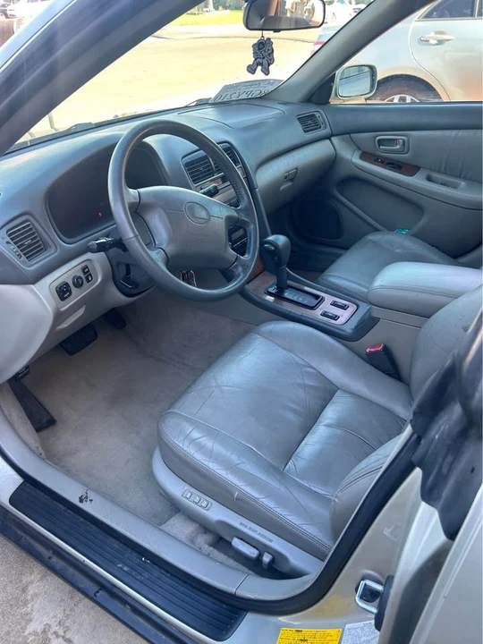 1999 Lexus ES 2nd Gen - Image 7 of 8