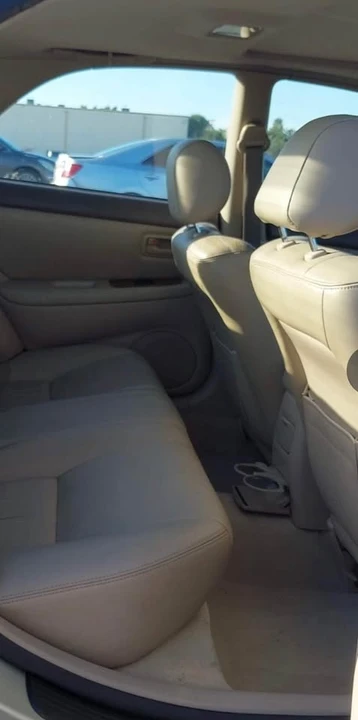1999 Lexus ES 3rd Gen - Image 5 of 5