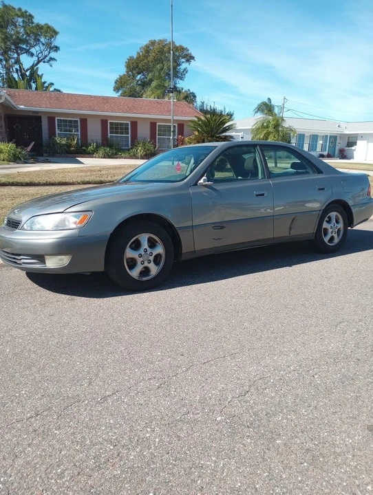 1999 Lexus ES 2nd Gen - Image 6 of 17