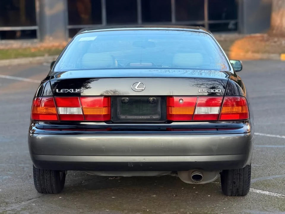 1999 Lexus ES 3rd Gen - Image 6 of 13