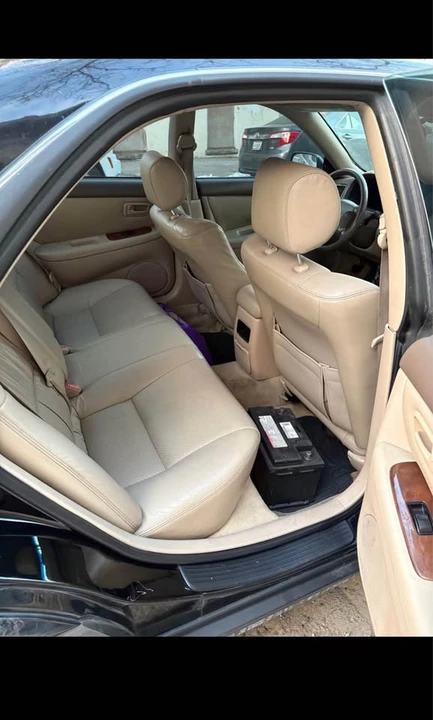 1999 Lexus ES 3rd Gen - Image 6 of 7