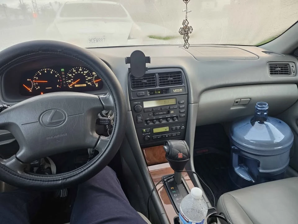 1999 Lexus ES 3rd Gen - Image 4 of 6