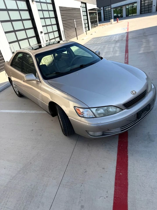 1999 Lexus ES 3rd Gen - Image 5 of 18