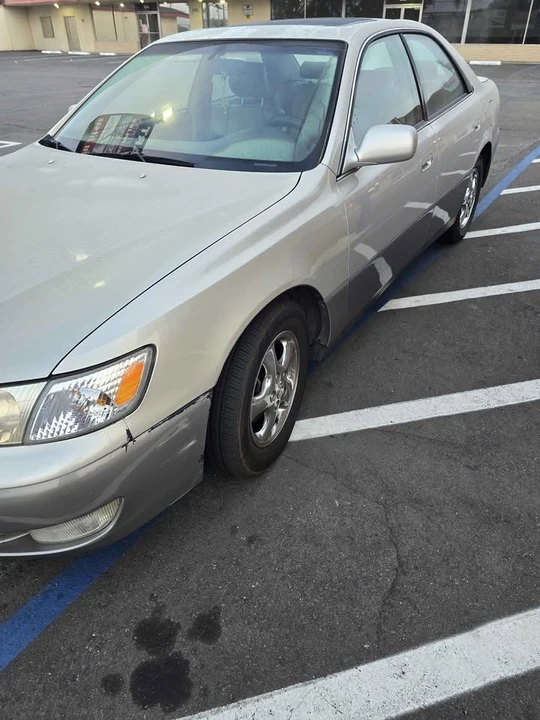 1999 Lexus ES 3rd Gen - Image 5 of 6