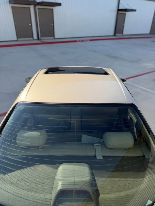 1999 Lexus ES 3rd Gen - Image 11 of 18