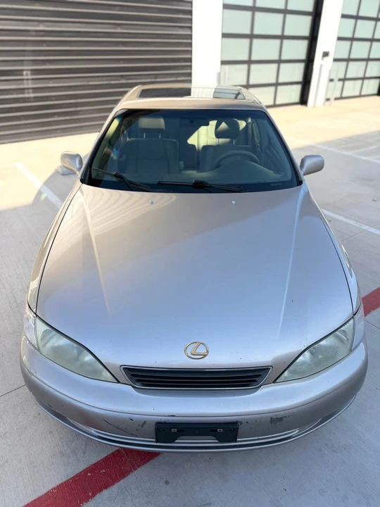 1999 Lexus ES 3rd Gen - Image 4 of 18