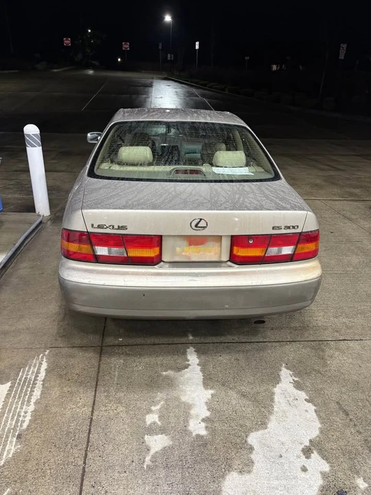 1999 Lexus ES 3rd Gen - Image 3 of 7