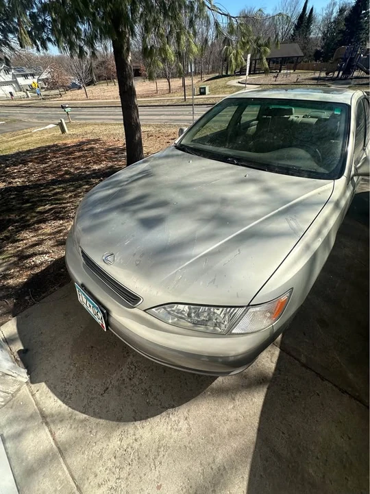 1999 Lexus ES 3rd Gen - Image 2 of 9