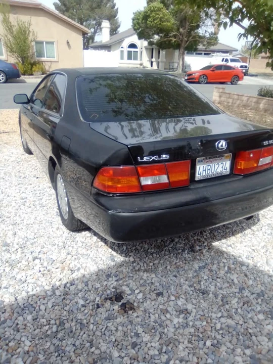 1999 Lexus ES 3rd Gen - Image 4 of 5
