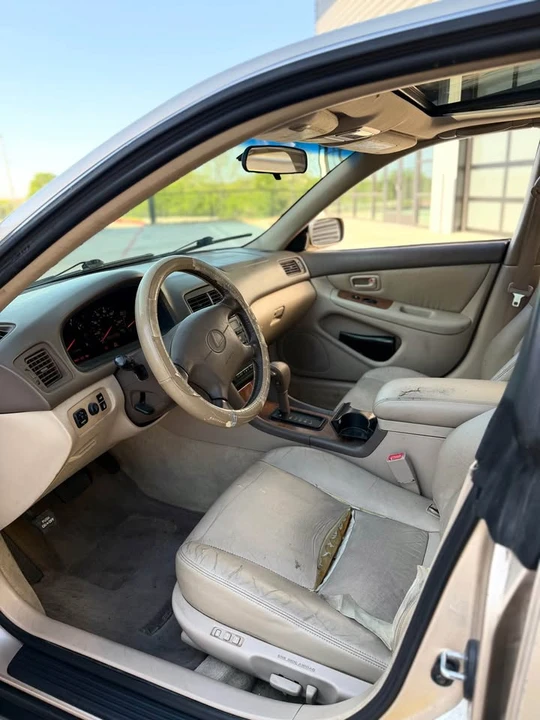 1999 Lexus ES 3rd Gen - Image 16 of 18